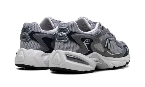 More New Balance 725 'Titanium Navy' 