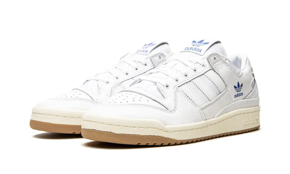 More Adidas Shoes Forum 84 Low ADV