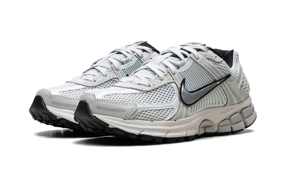 Nike Lifestyle Zoom Vomero 5 WMNS 'Light Silver Chrome' 