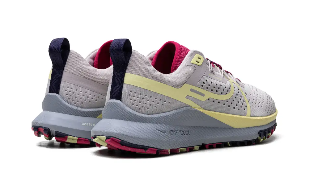 Nike Lifestyle React Pegasus Trail 4 Wmns 'Violet   Luminous Green' 
