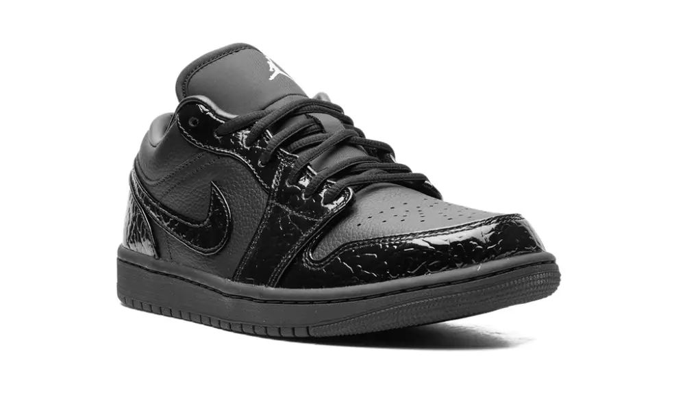 Air Jordan 1 Air Jordan 1 WMNS 'Black Croc'