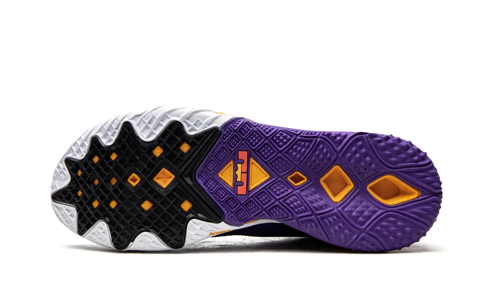 Nike Basketball LeBron 18 Low 'ACG' 
