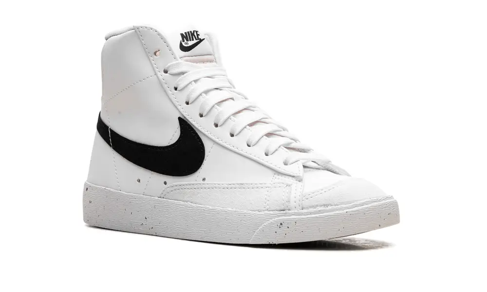 Nike Blazer Blazer Mid 77 WMNS 'Next Nature White Black' 