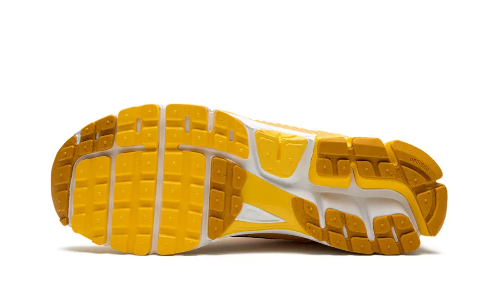 Nike Lifestyle Zoom Vomero 5 'Varsity Maize' 