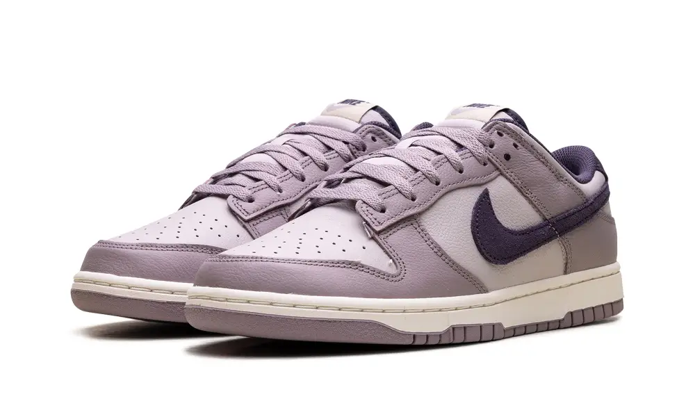 Nike Dunk Dunk Low SE 'Light Violet Ore'