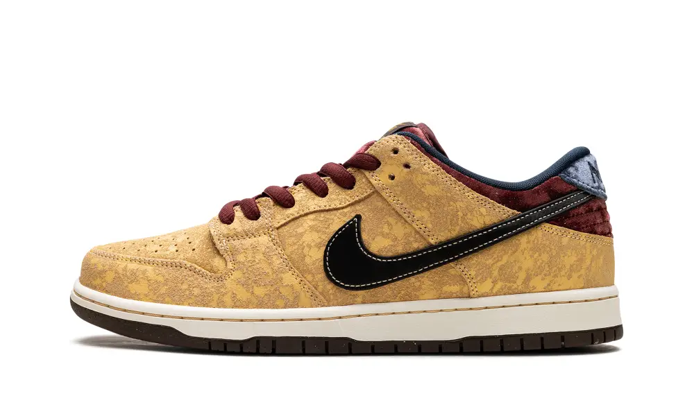 Nike Lifestyle SB Dunk 'City Of Cinema'