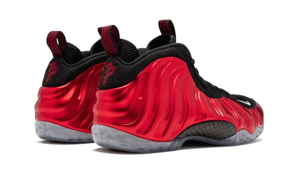 Nike Basketball Air Foamposite One 'Metallic Red'