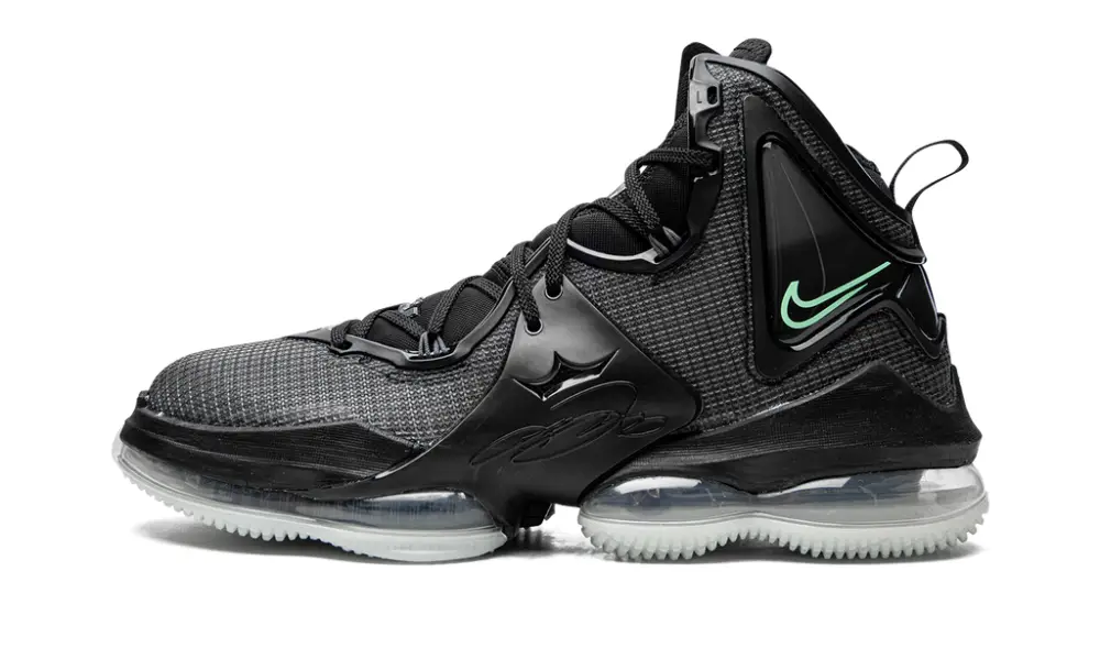Nike Basketball LeBron XIX 'Green Glow' 