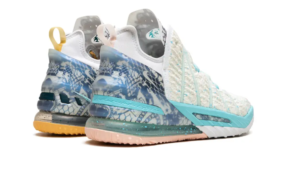 Nike Basketball LeBron 18 'Reflections Flip' 