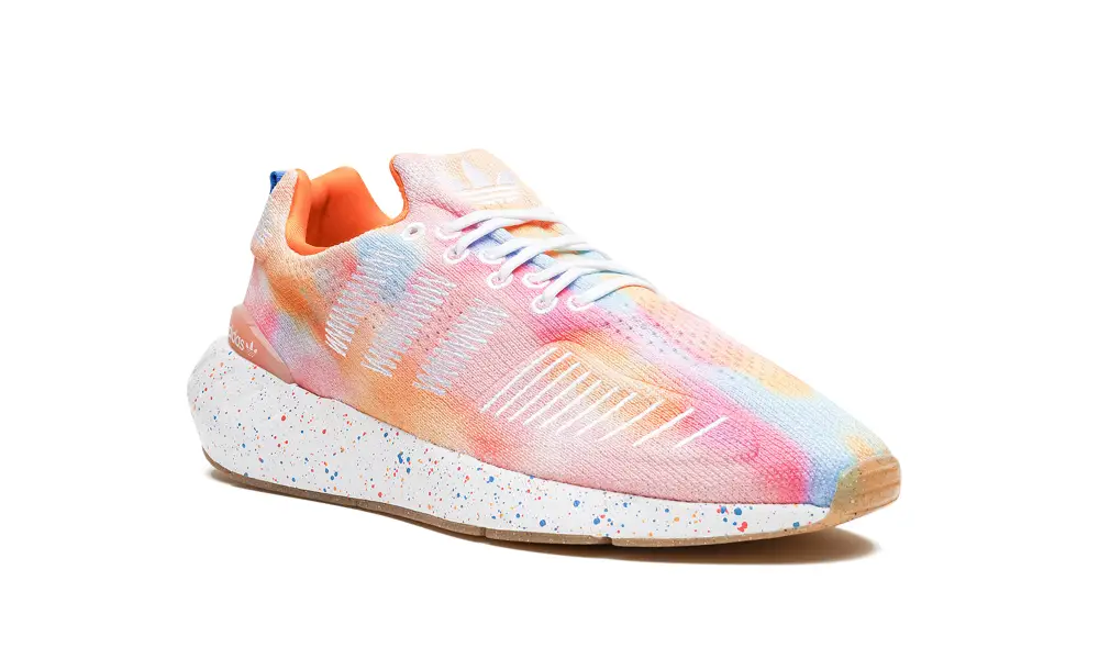 More Adidas Shoes SWIFT RUN 22W G20 CM 201 WMNS 'Orange Rush Speckled'