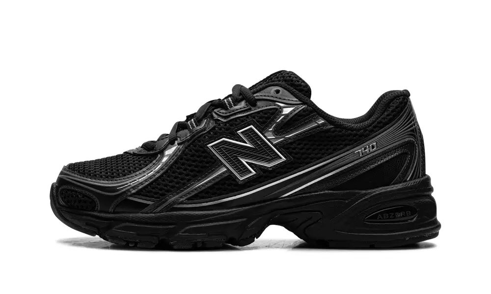 More New Balance 740 'Black Silver' 