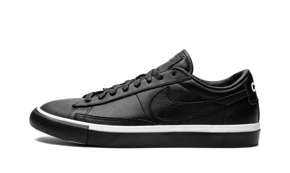 Nike Lifestyle Blazer Low   CDG 'CDG' 