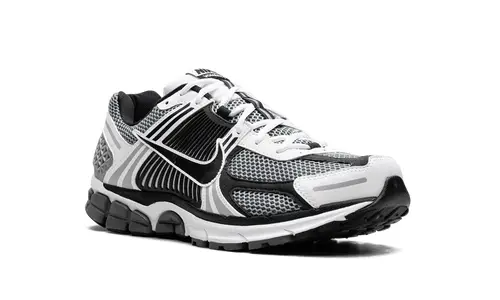 Nike Lifestyle Zoom Vomero 5 SE SP 'Black   Metallic Silver' 