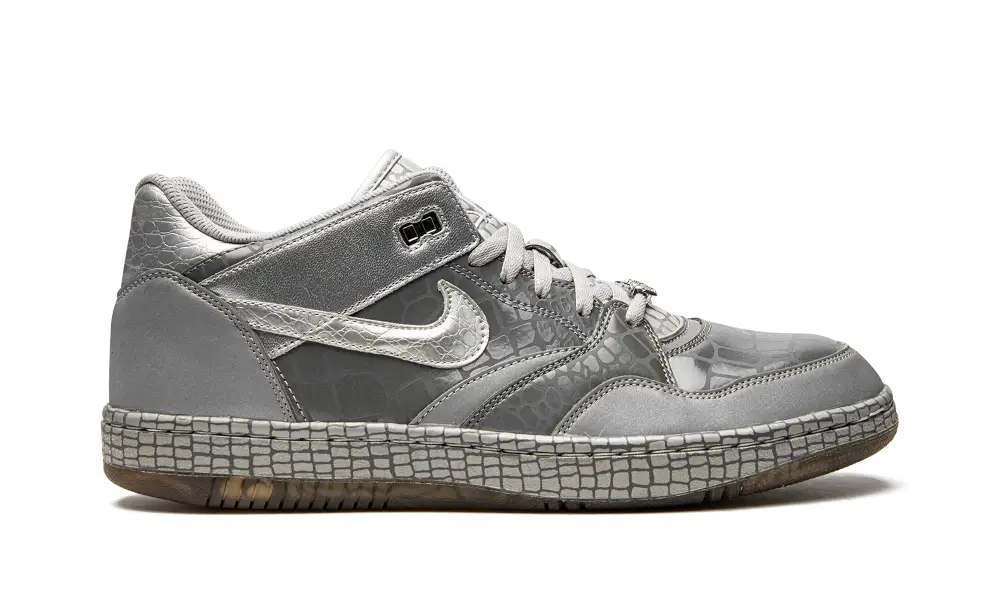 Nike Basketball Sky Force 88 Low LTR QS