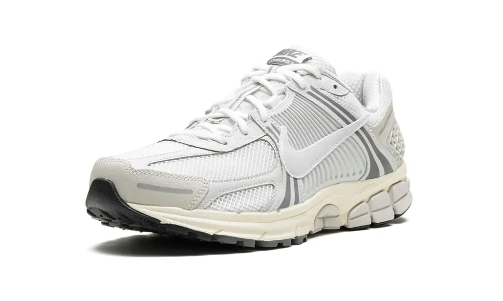 Nike Lifestyle Zoom Vomero 5 'Platinum Tint'