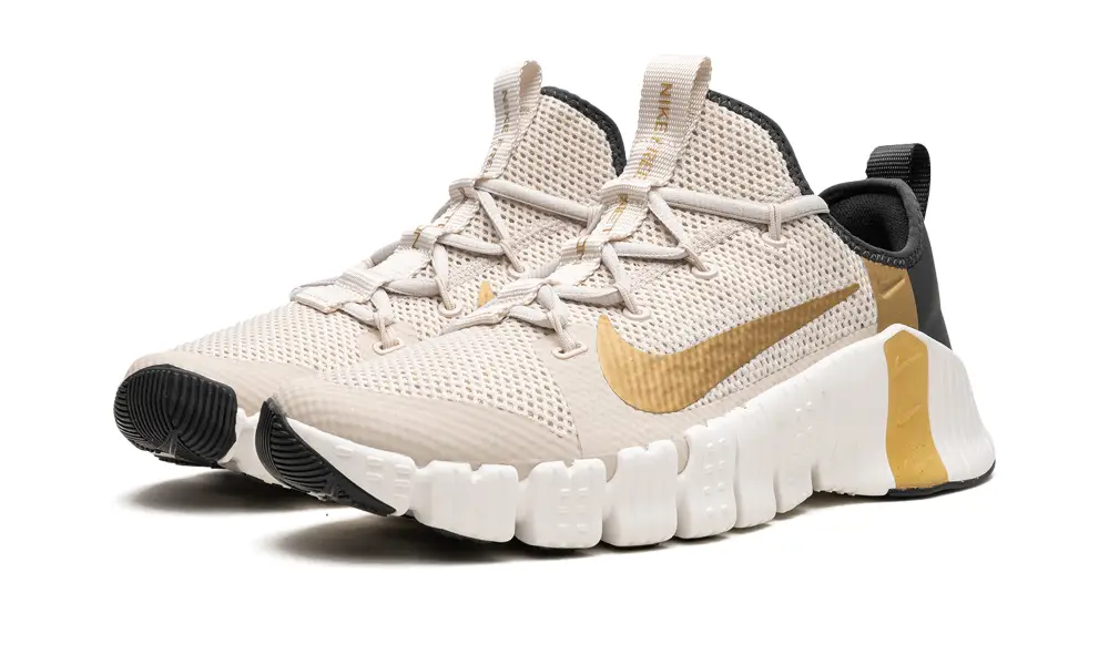 Nike Lifestyle FREE METCON 3 WMNS 'Light Orewood Brown' 