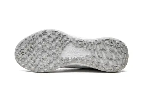 Nike Lifestyle REVOLUTION 6 NN MNS WMNS 
