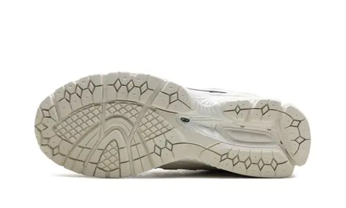New Balance 1906R 1906R 'Polka Dot Sea Salt' 