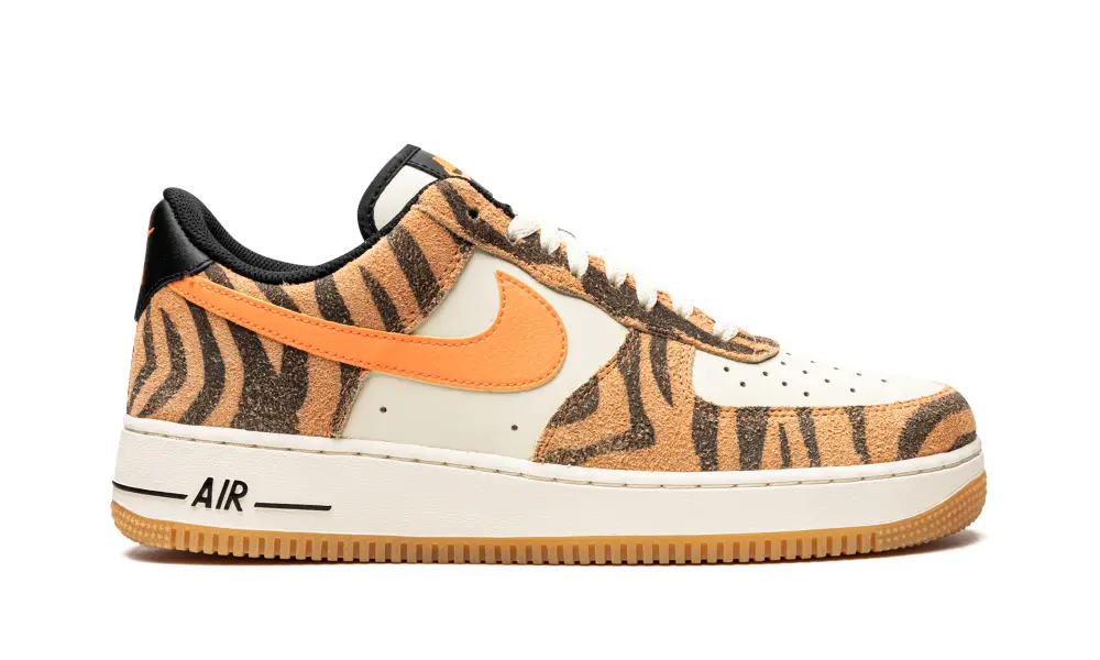 Nike Lifestyle Air Force 1 '07 PRM 'Daktari Stripes' 