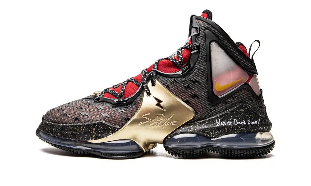 Nike Basketball Lebron 19 'Doernbecher 2022' 