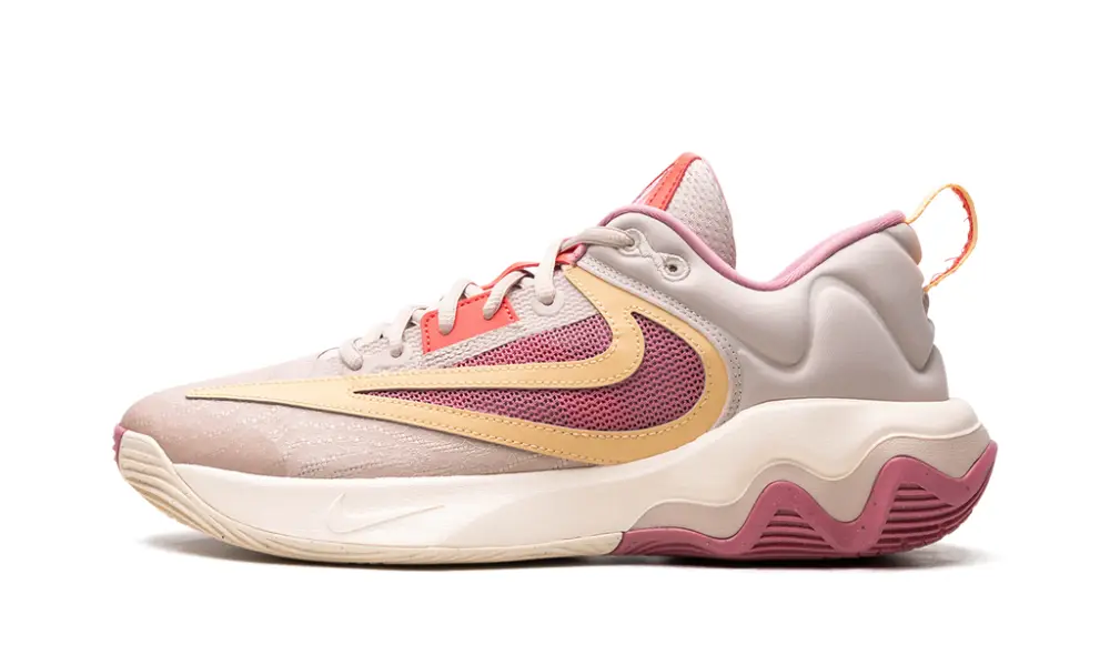 Nike Lifestyle Giannis Immortality 3 'Fossil Stone Desert Berry'