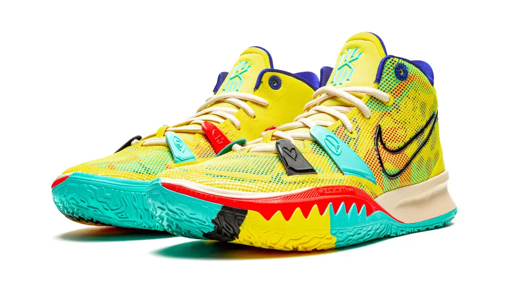 Nike Basketball Kyrie 7 '1 World 1 People'