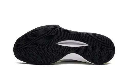 Nike Basketball Precision 5