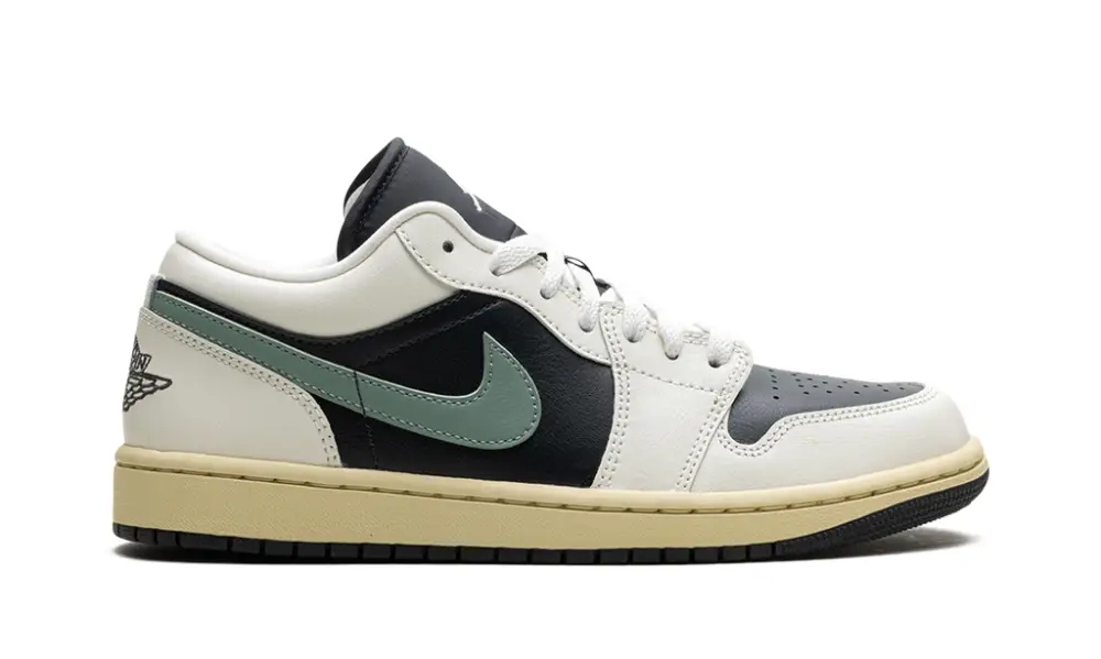 Air Jordan 1 Air Jordan 1 Low WMNS 'Jade Smoke' 