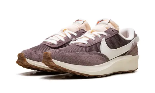 Nike Lifestyle Waffle Debut VNTG WMNS 'Plum Eclipse' 