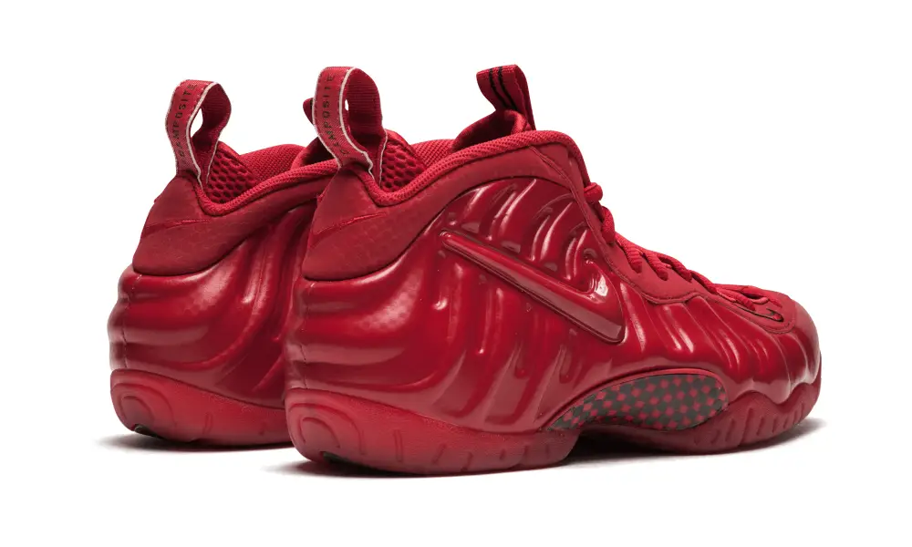 Nike Lifestyle Air Foamposite Pro 'Red October' 