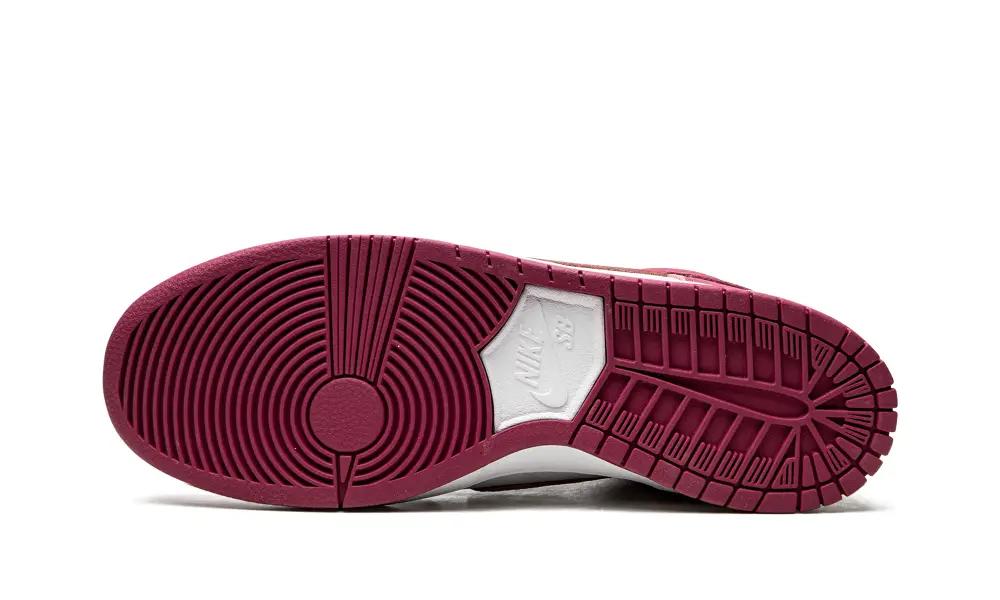 Nike SB SB Dunk High 'Sweet Beet'
