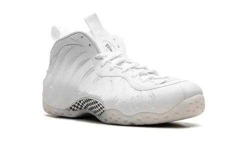 Nike Basketball Air Foamposite One 'Triple White'