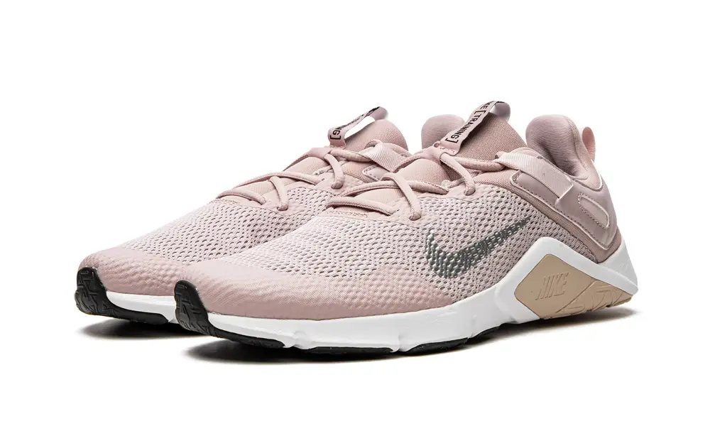 Nike Lifestyle LEGEND ESSENTIAL MNS WMNS 