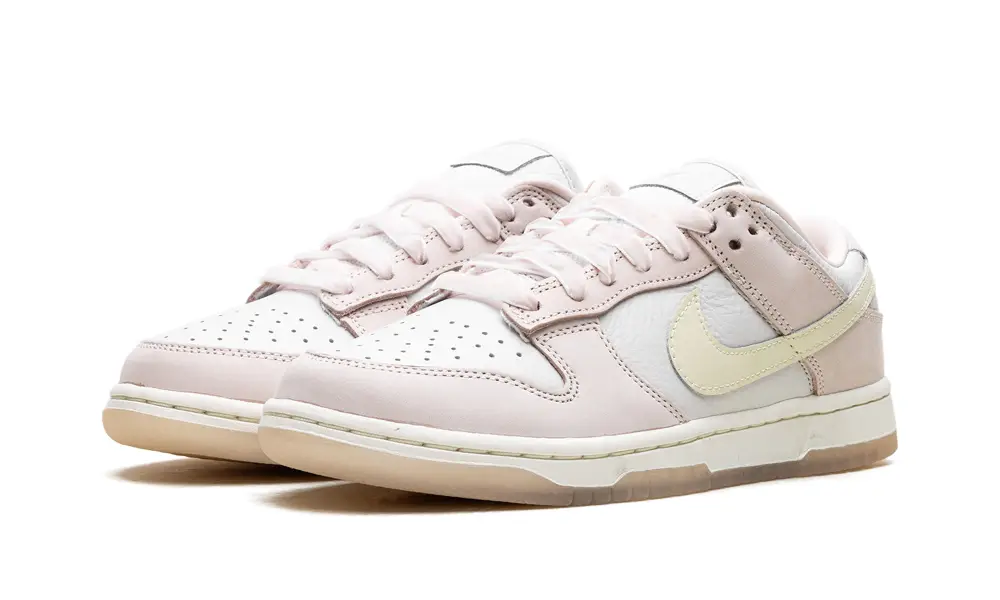 Nike Dunk Dunk Low WMNS 'Light Soft Pink' 