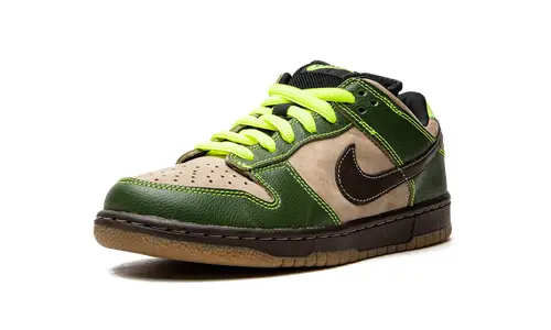 Nike SB Dunk Low Pro SB 'Jedi' 
