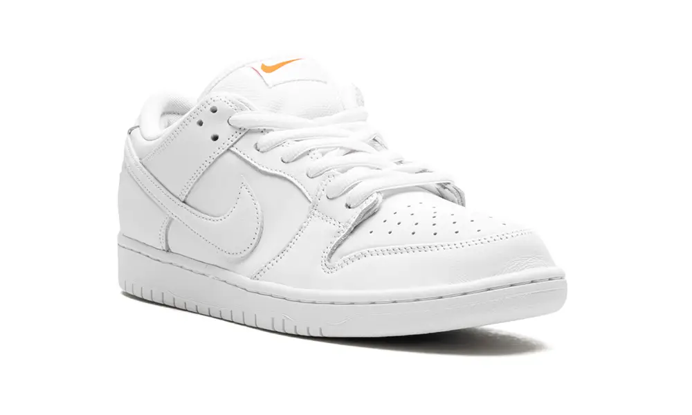 SB Dunk Low Pro 'Triple White' 