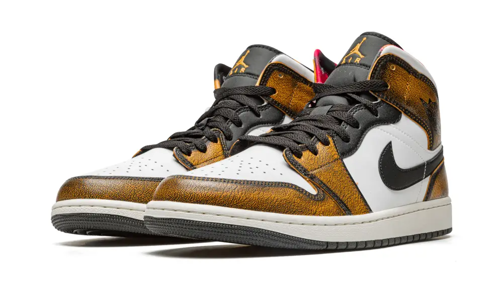 Air Jordan 1 Air Jordan 1 Mid SE 'Orange Wear Away' EC355576