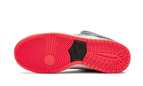 Nike Dunk SB Dunk Low 'Infrared' 