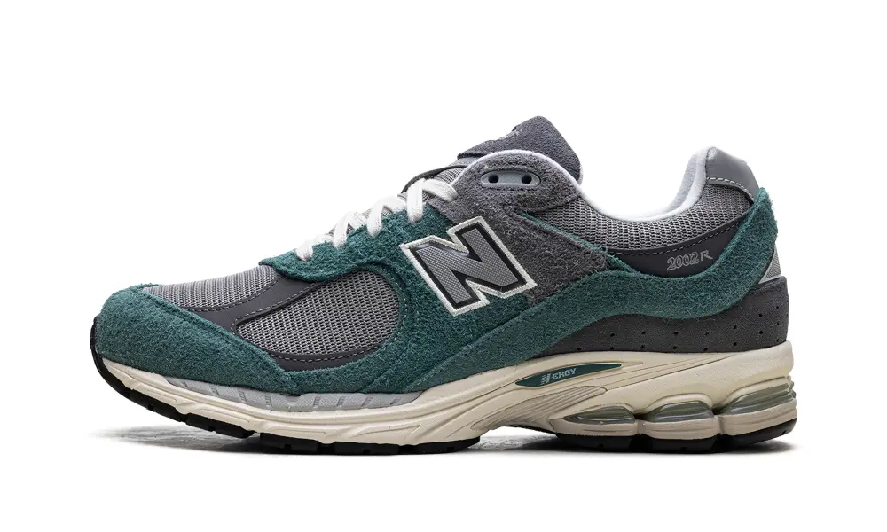 New Balance 2002R 2002R 'NEW SPRUCE MAGNET'