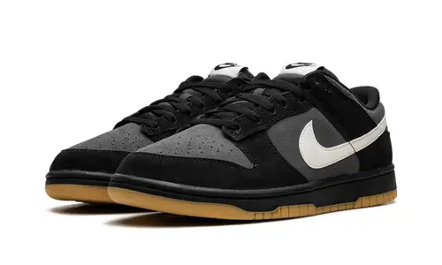 Nike Dunk Dunk Low SE 'Black Grey Gum'