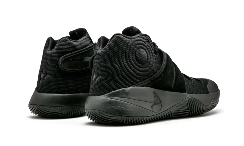 Nike Basketball Kyrie 2 'Triple Black'