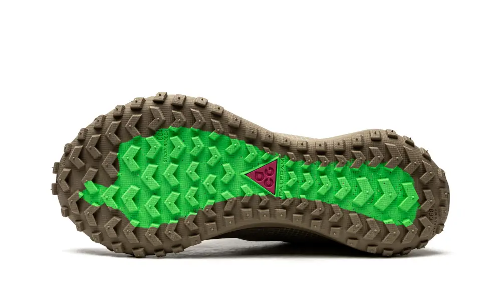 Nike Basketball ACG Mountain Fly Gore-Tex 'Metallic Silver'