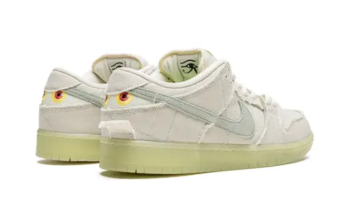 Nike Dunk SB Dunk Low 'Mummy' 