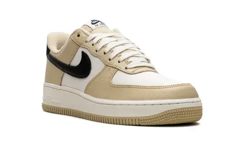 Nike Lifestyle Air Force 1 '07 LX Low 'Team Gold'