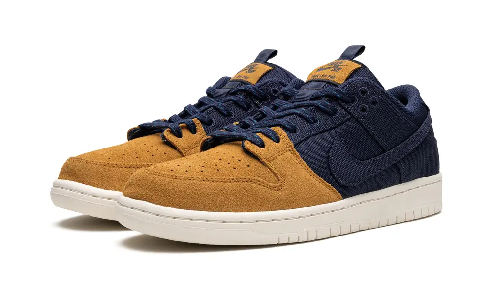 Nike SB SB Dunk Low 'Midnight Navy/Desert Ochre' 3D9D44837