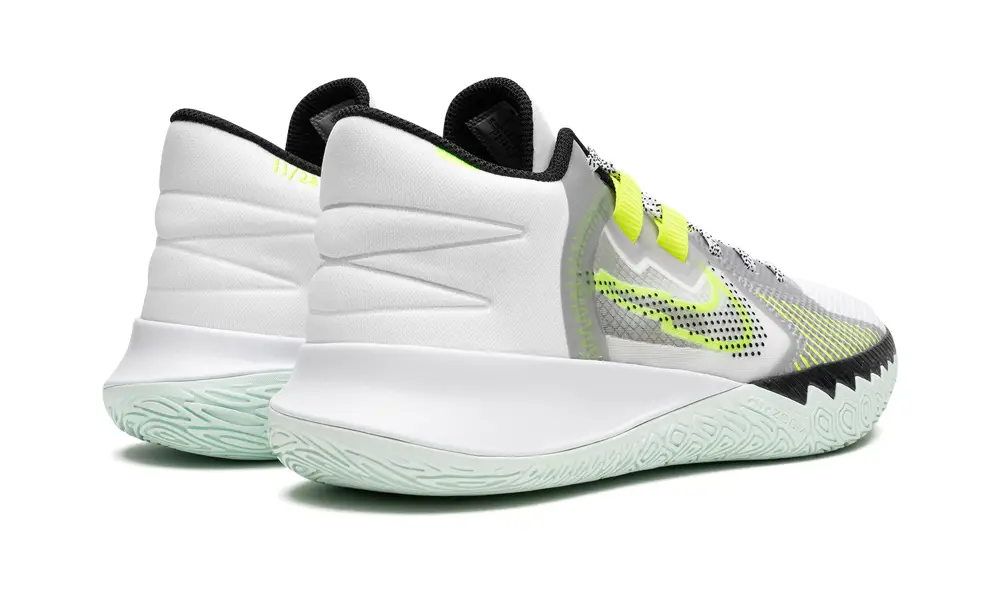 Nike Basketball Kyrie Flytrap V