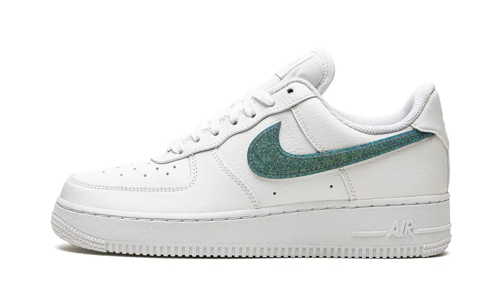 Nike Lifestyle AIR FORCE 1 '07 ESS WMNS 'Glitter Swoosh - Celery' 