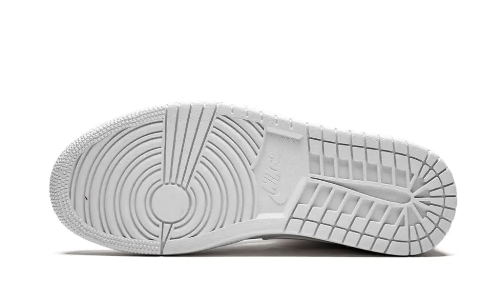 Air Jordan 1 Air Jordan 1 Mid 'Triple White' 