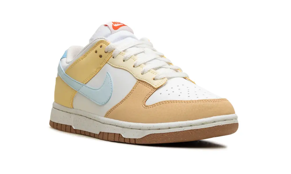 Nike Dunk DUNK LOW WMNS 'Soft Yellow'