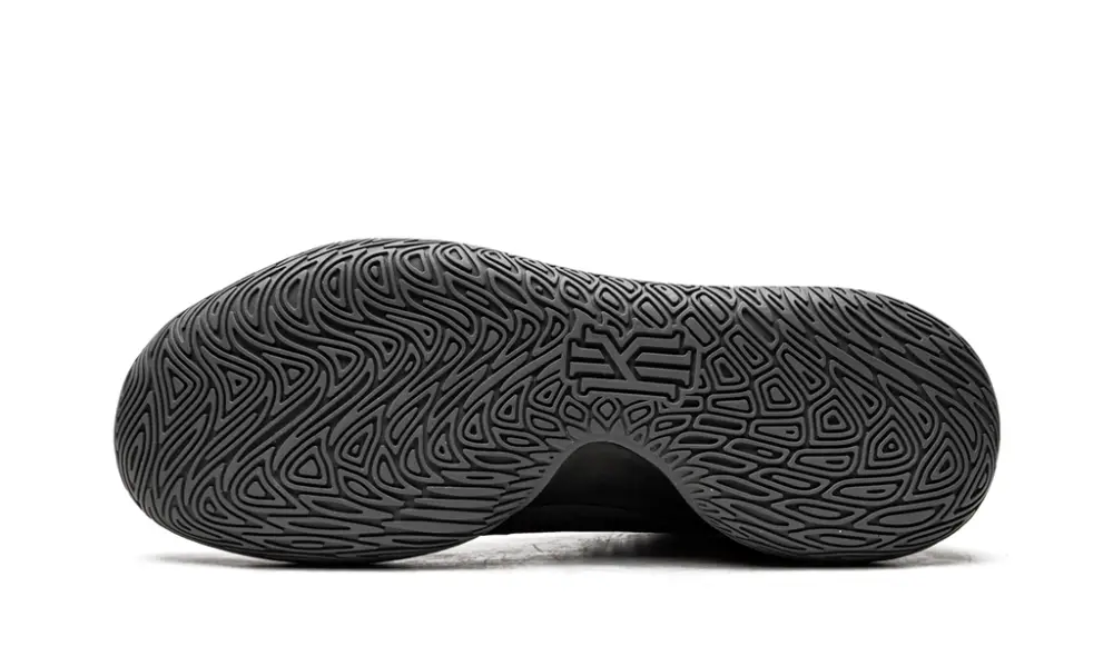 Nike Basketball Kyrie Flytrap V 